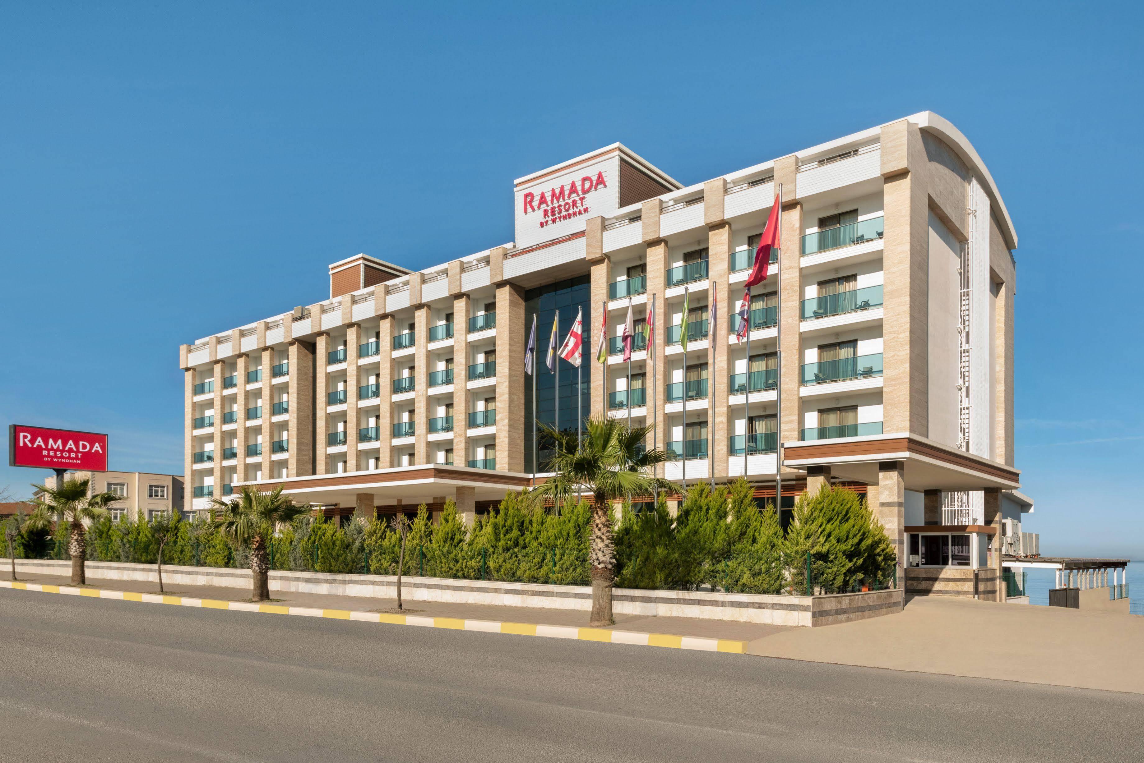 Ramada Resort By Wyndham Unye Luaran gambar