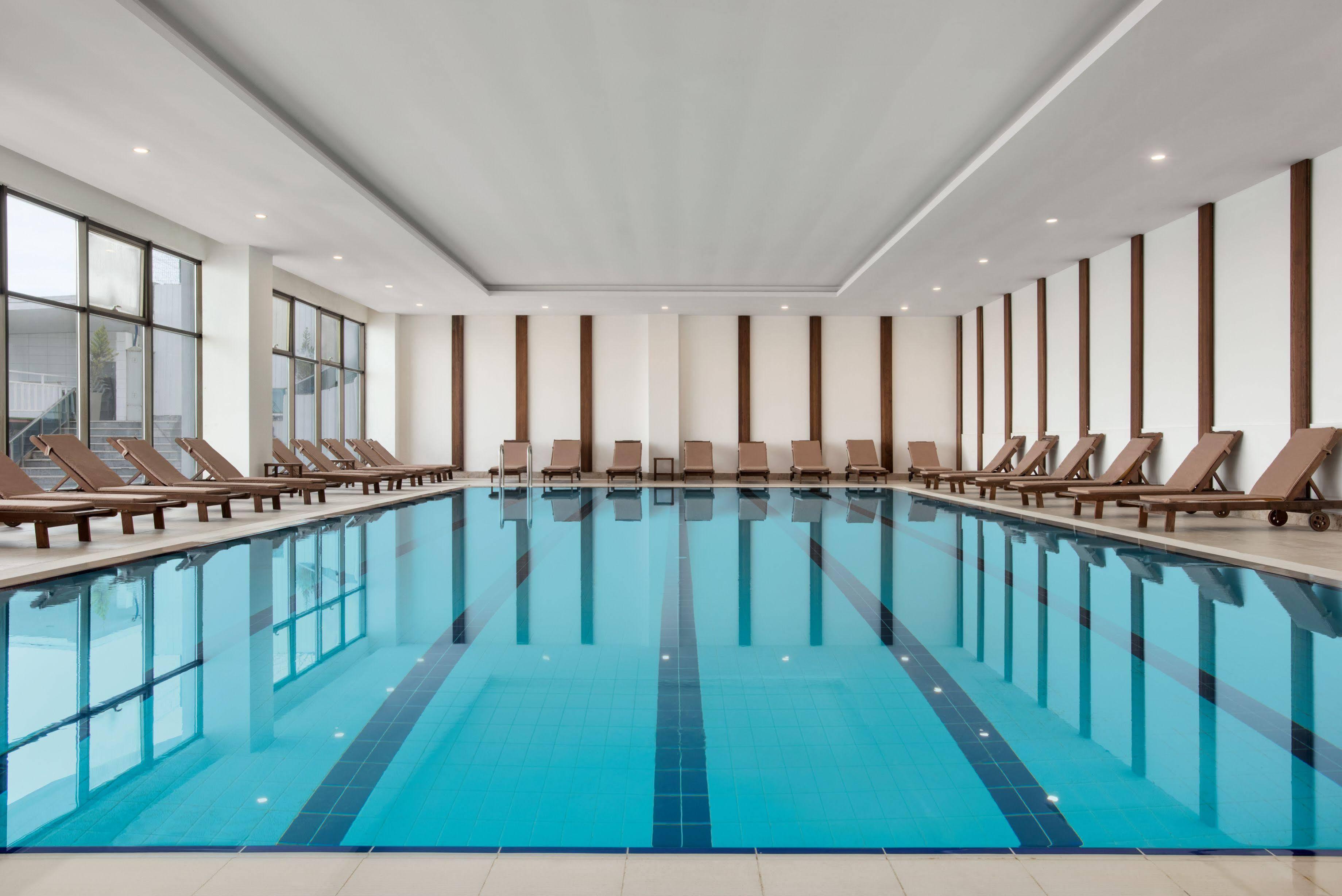 Ramada Resort By Wyndham Unye Luaran gambar