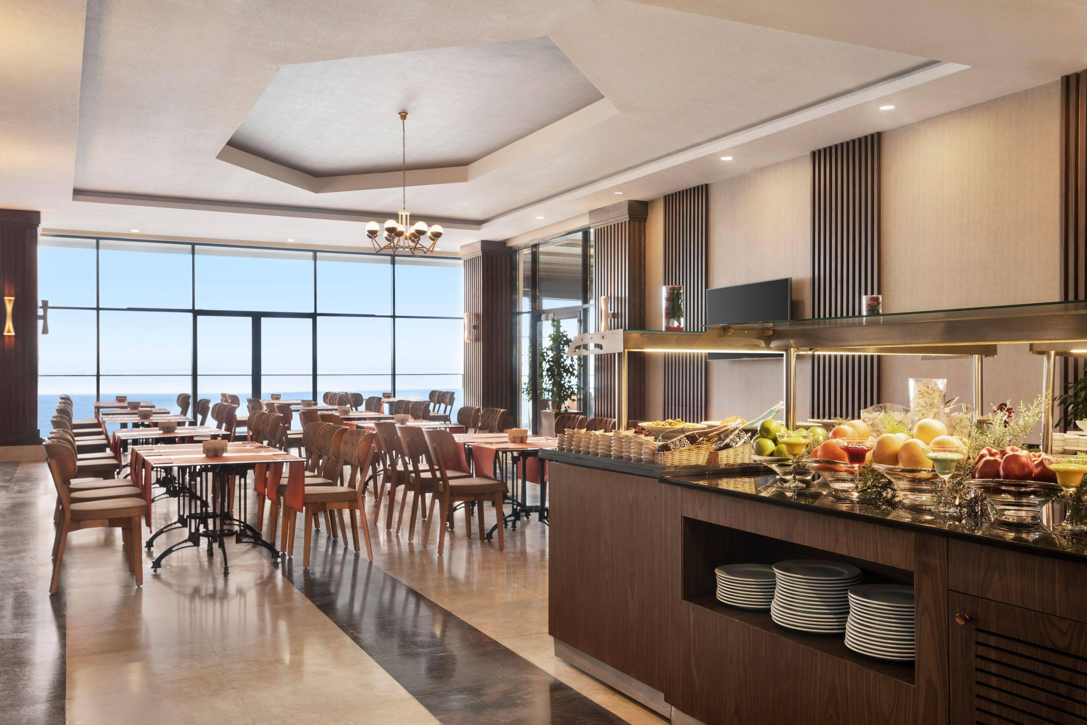 Ramada Resort By Wyndham Unye Luaran gambar