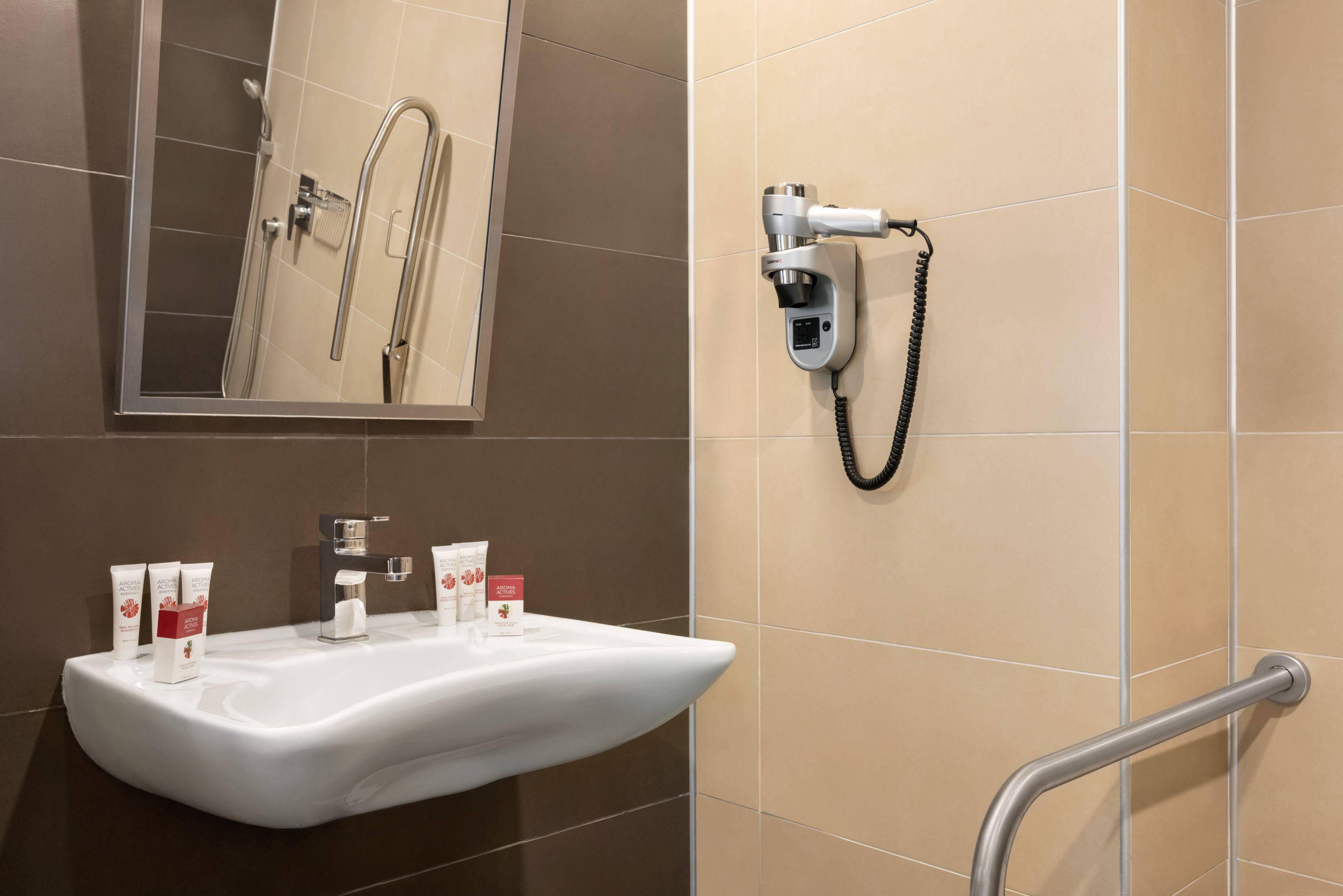 Ramada Resort By Wyndham Unye Luaran gambar