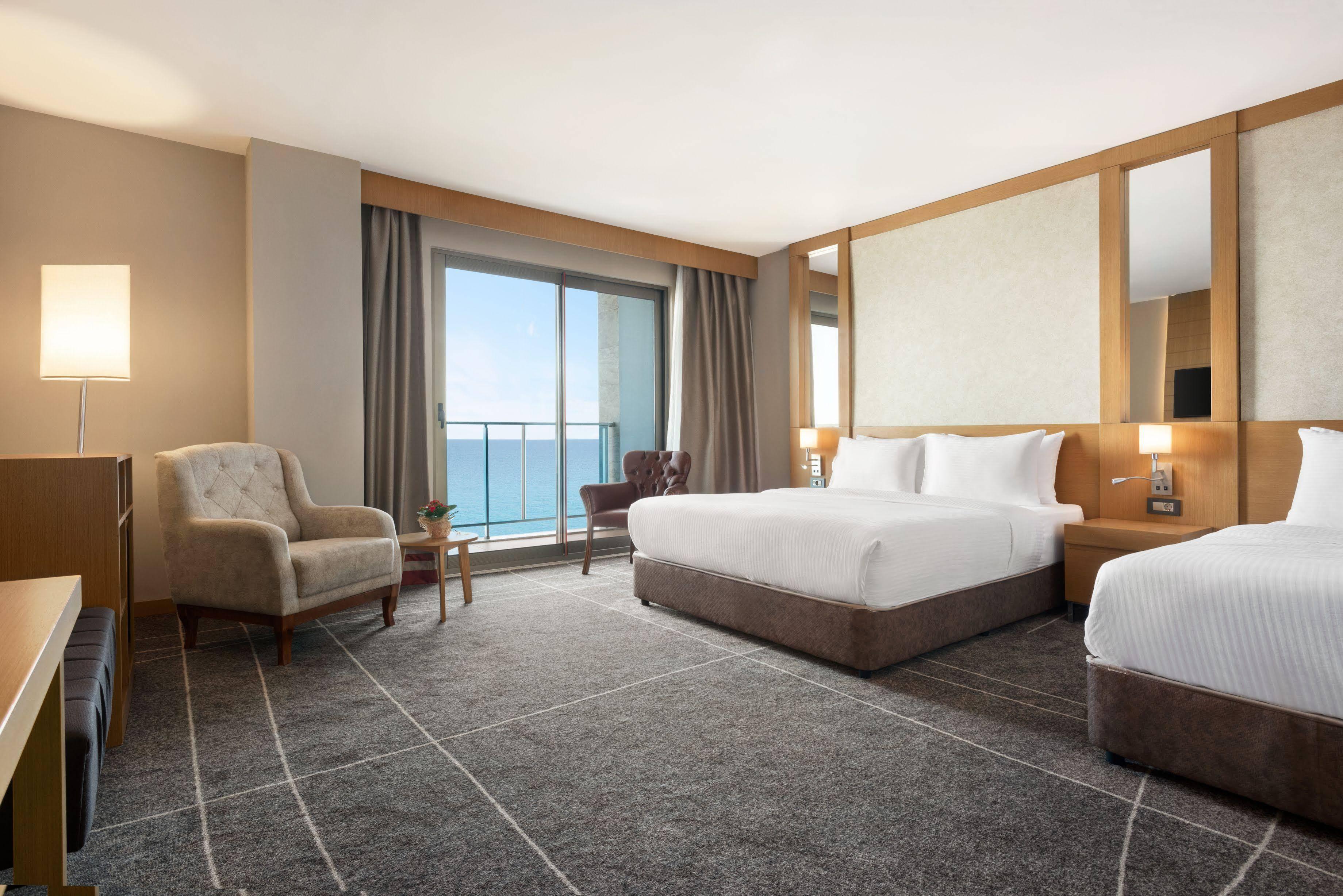 Ramada Resort By Wyndham Unye Luaran gambar