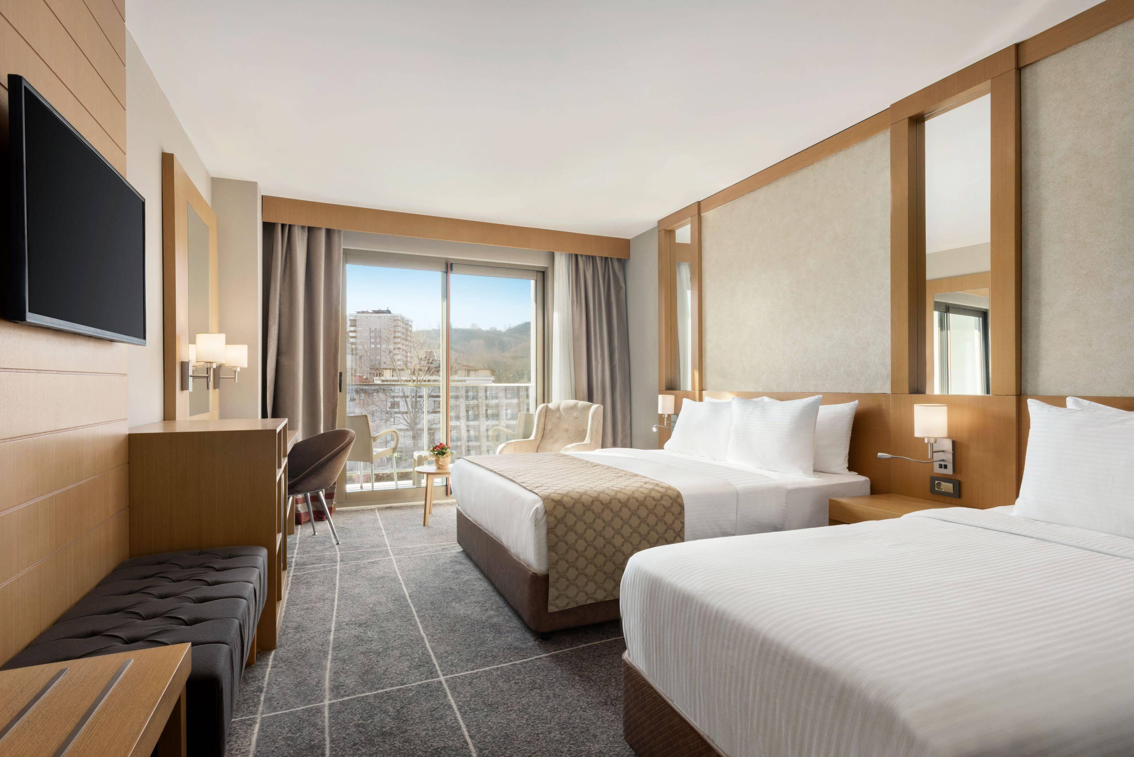 Ramada Resort By Wyndham Unye Luaran gambar