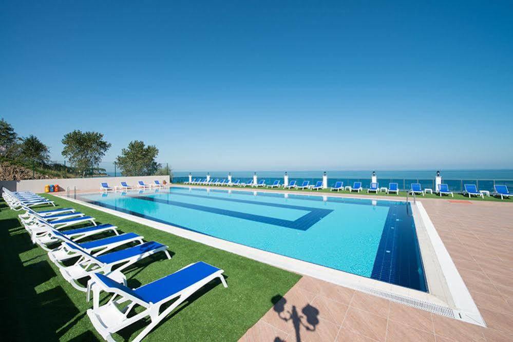 Ramada Resort By Wyndham Unye Luaran gambar
